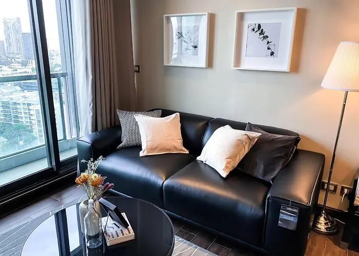 Апартаменты Grand Modern 2br - Ultra Fast Wifi - Phrom Phong