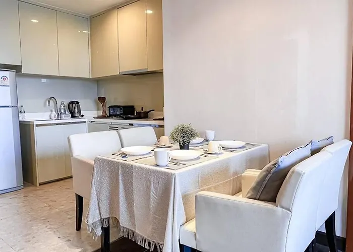 Апартаменты Grand Modern 2br - Ultra Fast Wifi - Phrom Phong *